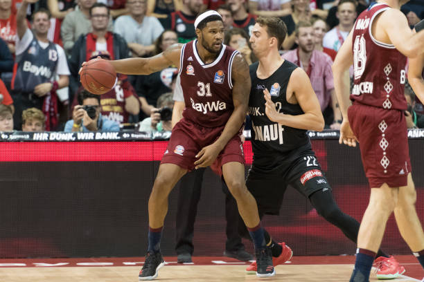 使得他在复 使得他在复