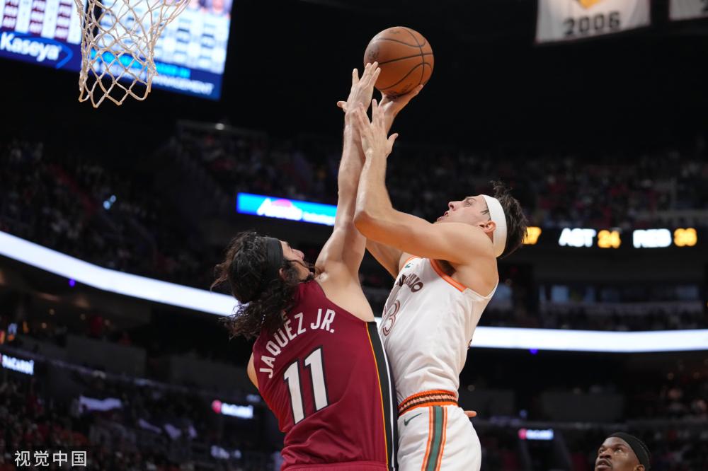 进行的男 进行的男