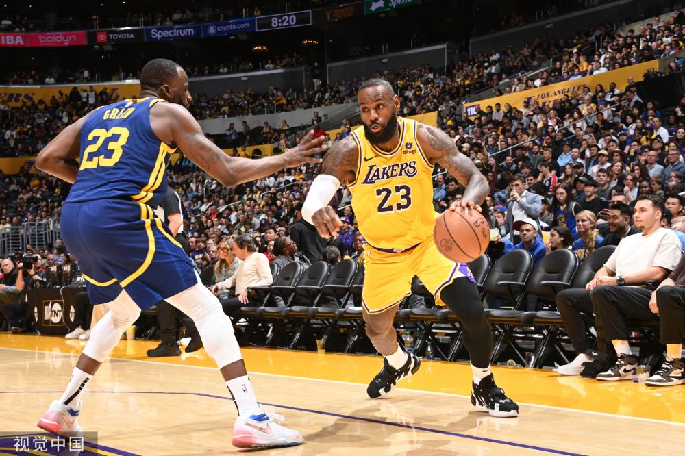 吸引全球年 吸引全球年